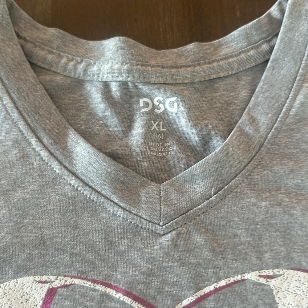 DSG girls soccer active shirt size XL Gray and pink - Picture 4 of 6